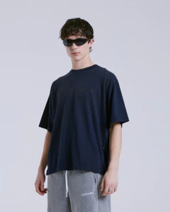 Remera Kabrakuervo Douvex - comprar online