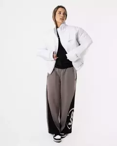 Campera Boxyfit Puffer Viejascul Signature Blanca en internet