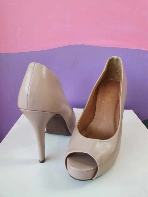 Peep Toe Nude Via Uno