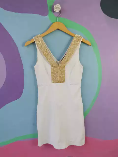 Vestido Bordado Just Be