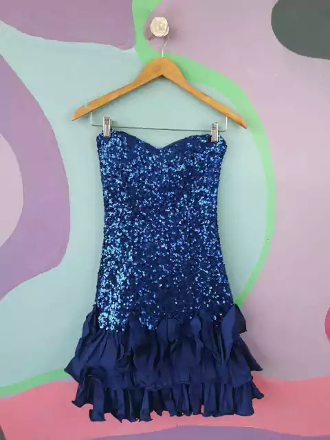 Vestido Paetês Tafetá