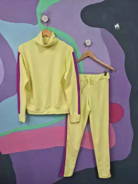 Conjunto Confy Amarelo Manteiga
