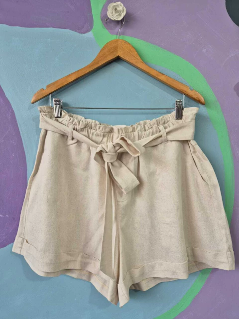 Bermuda Linho Palha - comprar online