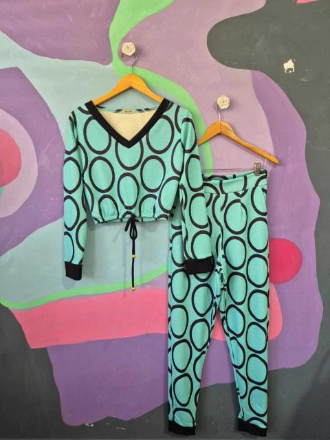 Conjunto Calça e Blusa Círculos - comprar online