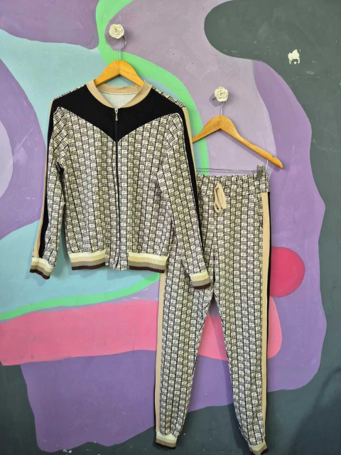 Conjunto Calça e Blusa Bege - comprar online