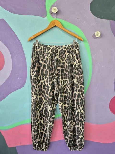 Calça Jogger Pantalona Oncinha - comprar online