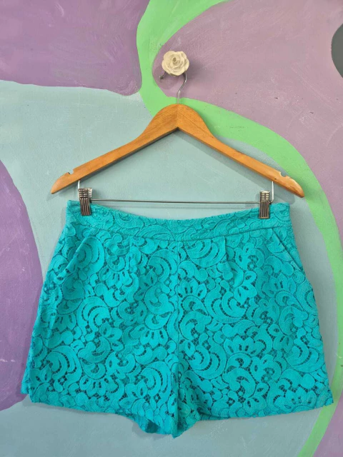 Bermuda Rendada Tiffany - comprar online