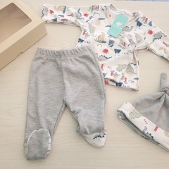 Ajuar Dinos 3 piezas con cajita - comprar online