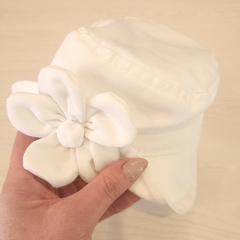 Divina capelina blanca - comprar online