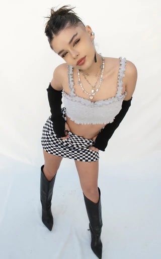 CROP TOP VOLADOS GRIS MELANGE - comprar online