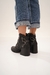 JULY NEGRO TACHAS CUERO