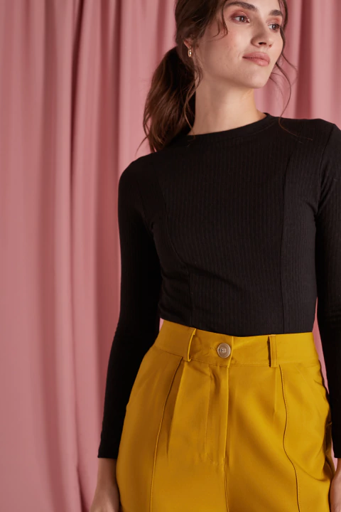 Remera ESTELAR - negra - comprar online