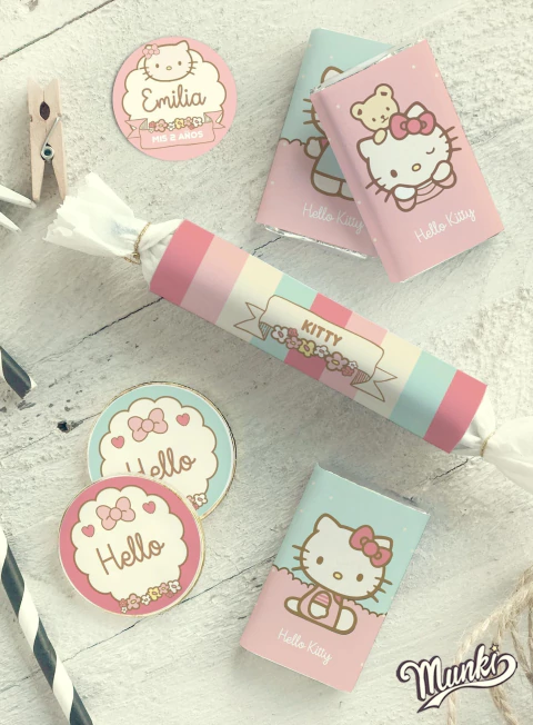 Kit Imprimible Kitty Kawaii com itens decorativos para festas, incluindo etiquetas e lembrancinhas com tema Hello Kitty.