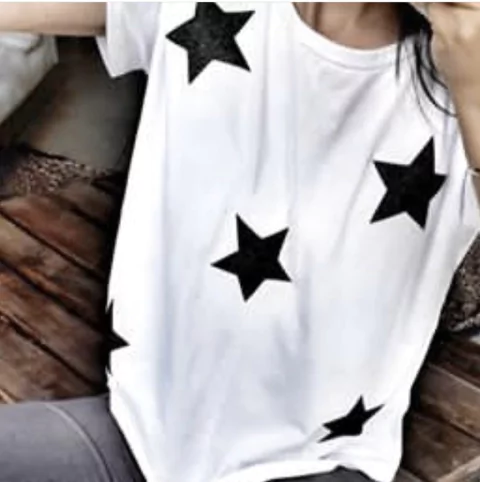 Remera “stars black”