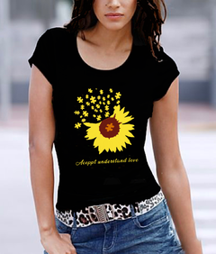 Remera “accept understand love"