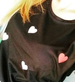 Remera corazones