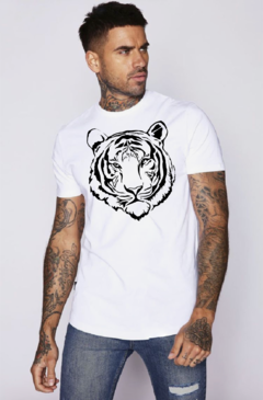 Remera " Black Tiger"