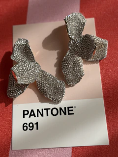 Aros petalos strass plata