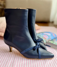 Bota Kim azul PRE ORDER en internet
