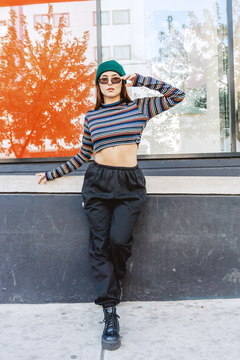JOGGIN RUTH FRIZA NEGRO - TIENDA FLUO