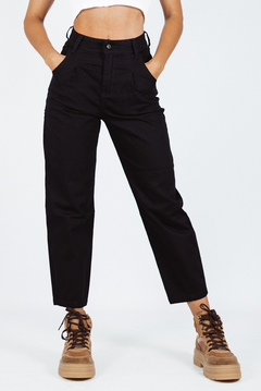 SLOUCHY BLACK-ON-BLACK
