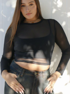 CROPTEE MANGA LARGA TUL NEGRO - comprar online