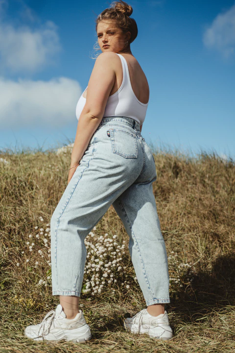 SLOUCHY LASER - comprar online