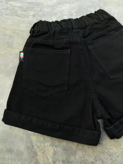 SHORT MOM STACY BLACK-ON-BLACK - comprar online