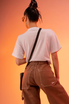 BASIC TEE BLANCA - comprar online