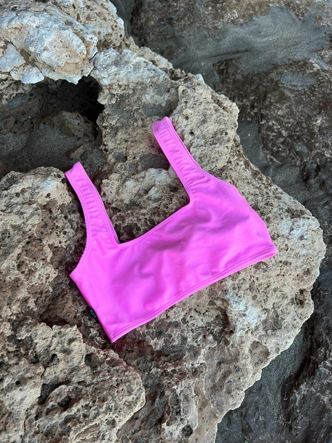 TOP HONU ROSA CHICLE BRILLO