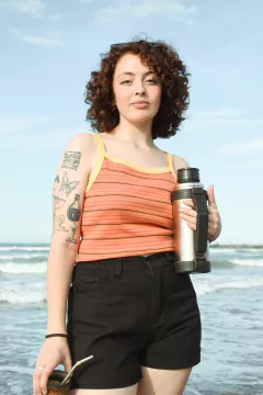 SHORT MOM STACY BLACK-ON-BLACK - tienda online