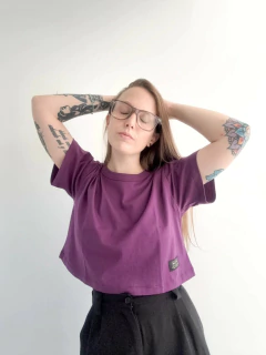 REMERA CROP SUSAN MORA - comprar online