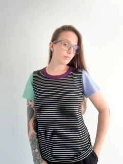 REMERA BASICA JOSEPHINE en internet