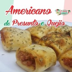 Americano de presunto com queijo salgados 