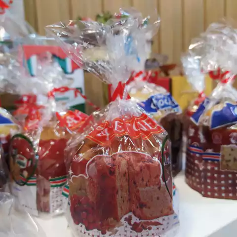 Mini Panetone : Frutas Cristalizadas 70g a 100g aprox. (Atacado)