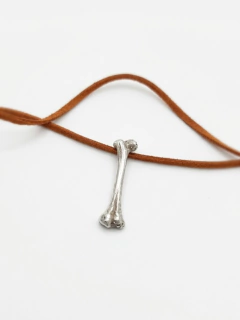 Joya amuleto: Dije hueso femur - tienda online