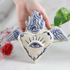 Corazón Sagrado de ceramica, Joya de pared, varios modelos - Astral Objetos cerámica