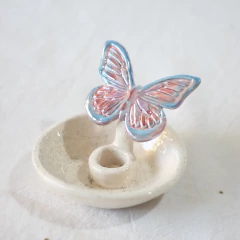 Porta vela de ceramica para vela larga, con asa - Astral Objetos cerámica