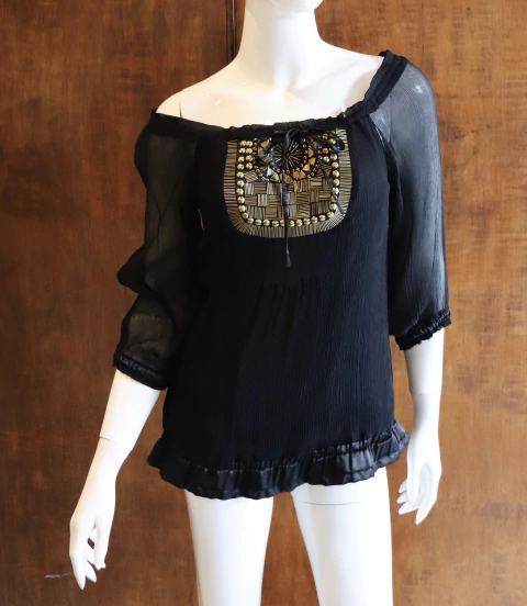 Blusa Bebe em seda