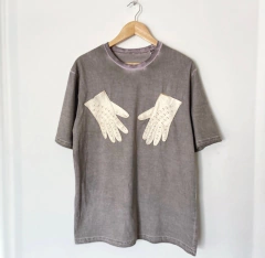 Camiseta Luvas 2 Upcycling & Re-done