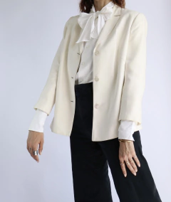 Blazer off Valentino na internet