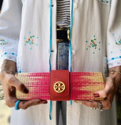 Imagem do Clutch Tory Burch