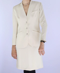 Tailleur Mugler on internet