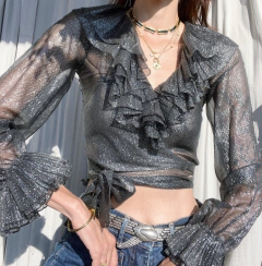 Blusa Saint Laurent 70’s Vintage na internet