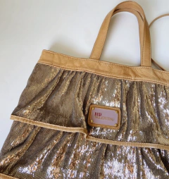 Bolsa Red Valentino na internet