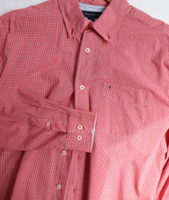 Camisa Tommy Hilfiger na internet