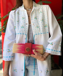 Robe de piquê bordado Chez Max na internet