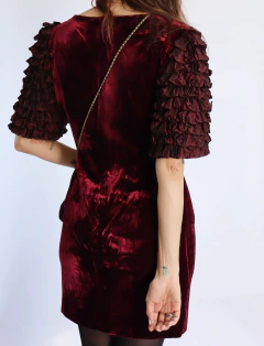 Vestido 80’s Louis Féraud na internet