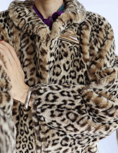 Imagem do Casacão Leopardo longo