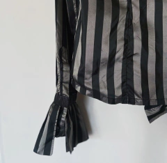 Imagem do Camisa listrada tafetá